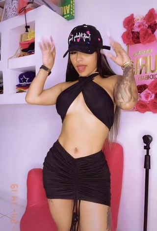 2. Sweetie Anyuri Lozano in Black Crop Top (Underboob)