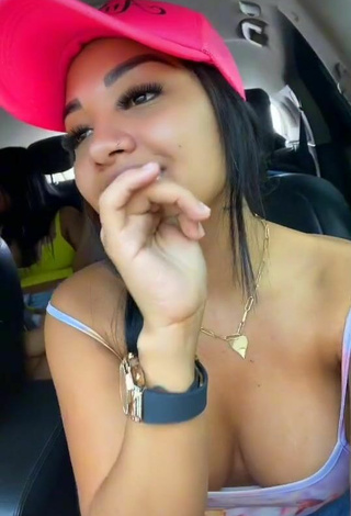 2. Cute Anyuri Lozano Shows Cleavage in Top in a Car