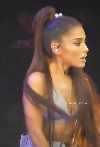 2. Sultry Ariana Grande content in Grey Crop Top