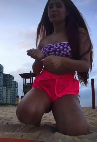 4. Luscious Brenda Campos in Floral Bikini Top at the Beach