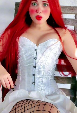 6. Beautiful Brenda Campos in Sexy White Corset