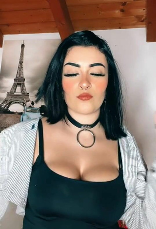 4. Cute Gaia Macula Shows Cleavage in Black Crop Top and Bouncing Boobs