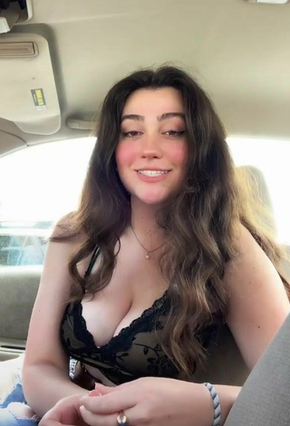 4. Simone Shows her Hot Cleavage in a Car