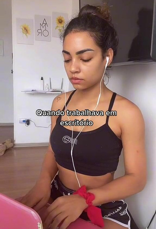 Cute Ingrid Muniz in Black Crop Top while Twerking