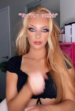 4. Beautiful Jessy Volk in Sexy Black Crop Top and Bouncing Tits