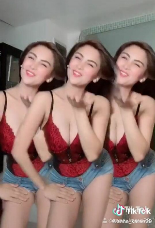 6. Sexy Karen Anne Tuazon Shows Cleavage in Top