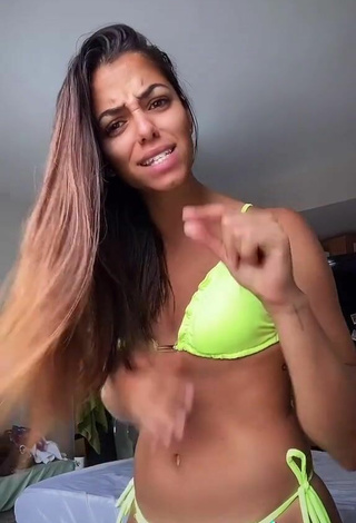 5. Luscious Keyalves3 in Green Bikini