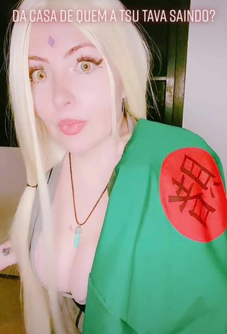 Luanagauchaoficial Shows Sweet Cosplay