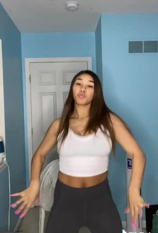 5. Cute Makayla Marley in White Crop Top and Bouncing Breasts