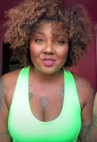 Sweetie Manu Mendes Shows Cleavage in Green Crop Top