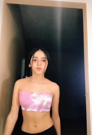 2. Sultry Michelle Guzmán in Pink Tube Top