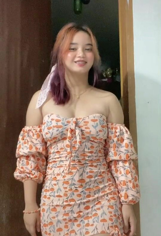 Sexy Mutyah Æñ Yasay in Floral Dress