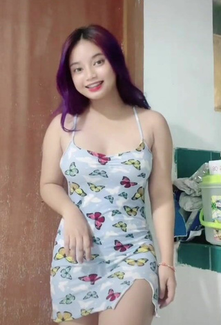 Luscious Mutyah Æñ Yasay in Dress and Bouncing Boobs