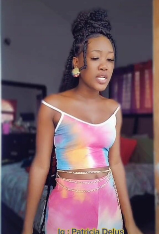 6. Sultry Patricia Delus in Crop Top