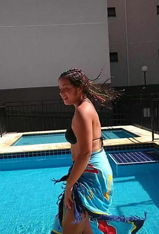 3. Luscious Raquel Toledoh in Black Bikini Top at the Swimming Pool while Twerking and Bouncing Boobs