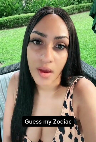 Hot Juliet Ibrahim Shows Cleavage