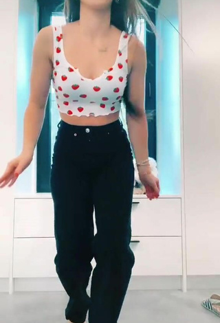 2. Sultry Sarah Bossuwe in Crop Top