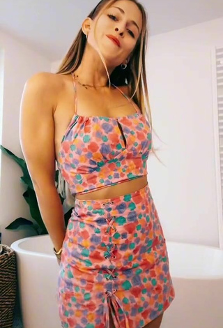 Luscious Sarah Bossuwe in Crop Top