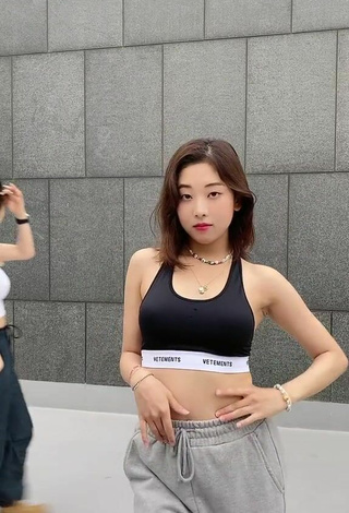 Sultry Seung_monkey in Sport Bra