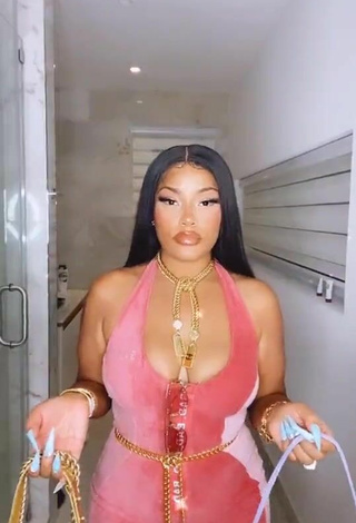 Sweetie Stefflon Don Shows Cleavage