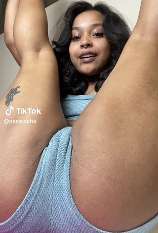 Luscious nararochx Shows Cameltoe while doing Yoga