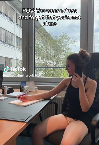 accountant.work.isa (@accountant.work.isa) - Leaked Videos from TikTok