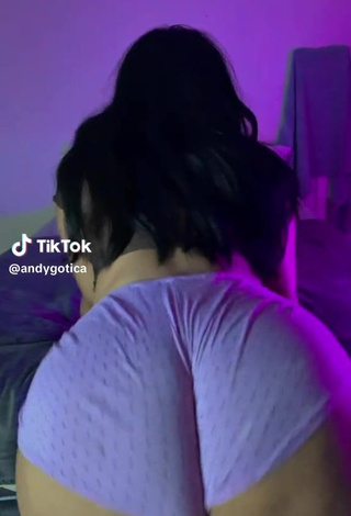 3. Sultry Andy Hips Shows Cameltoe while Twerking