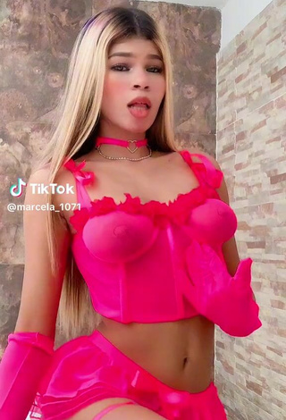 Sexy Marcela Castro Shows Nipples while Twerking