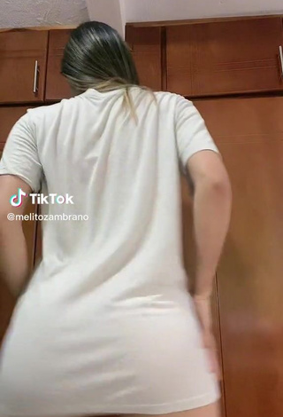 15. Sweetie Melosita Zambrano in Panties while Twerking (Upskirt)