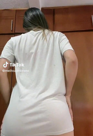 16. Sweetie Melosita Zambrano in Panties while Twerking (Upskirt)