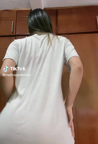 18. Sweetie Melosita Zambrano in Panties while Twerking (Upskirt)