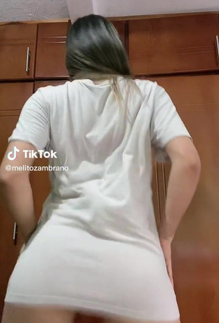 24. Sweetie Melosita Zambrano in Panties while Twerking (Upskirt)