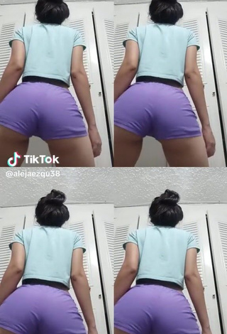 2. Sultry alejaezqu38 Shows Butt while Twerking