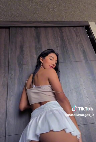 4. Hot teen twerking gstring upskirt nataliavargas_0 natvargas