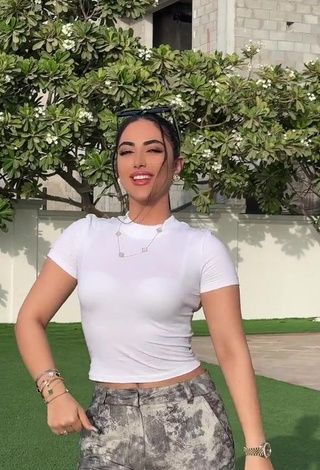 Luscious Aydas Shows Cleavage in White Crop Top