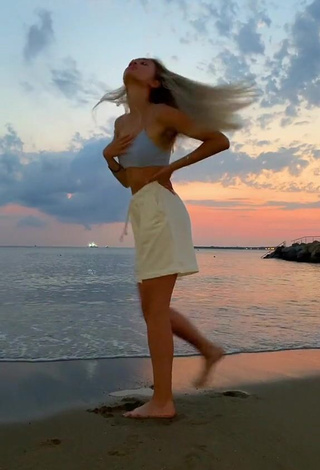 Diana Belitskay Looks Pretty in Blue Crop Top at the Beach