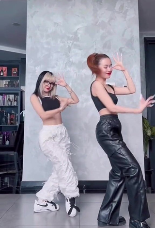 Really Cute Bùi Thảo Ly in Black Crop Top