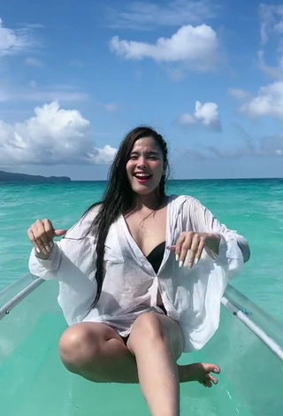 4. Sexy Christian Mae Shows Cleavage in White Top in the Sea