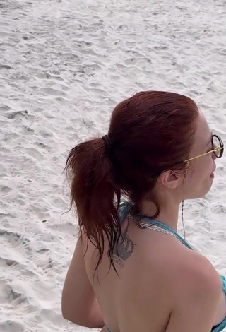 5. Erotic Cibelly Ferreira Shows Butt at the Beach (Side Boob)