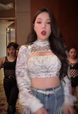 3. Titillating Dasuri Choi Shows Cleavage in Crop Top