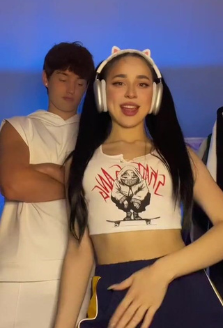 6. Pretty Elsarca in Crop Top