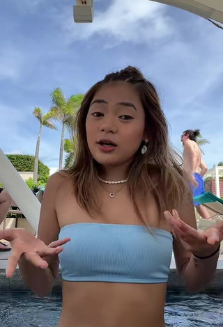 Hottie Eya Borja Shows Cleavage in Blue Tube Top