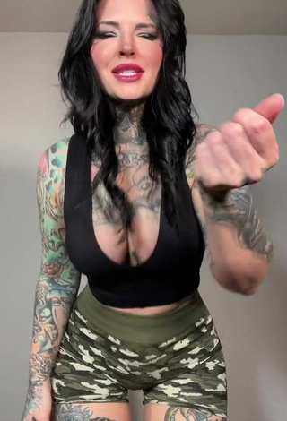 Really Cute Heidi Lavon Shows Cleavage in Black Crop Top