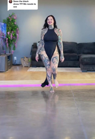 Fine Heidi Lavon in Sweet Black Dress