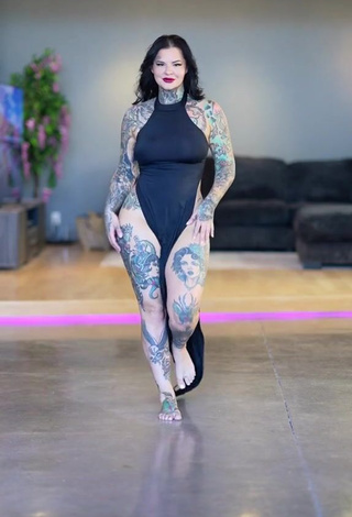 4. Fine Heidi Lavon in Sweet Black Dress