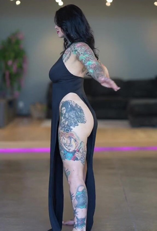 4. Pretty Heidi Lavon in Black Dress