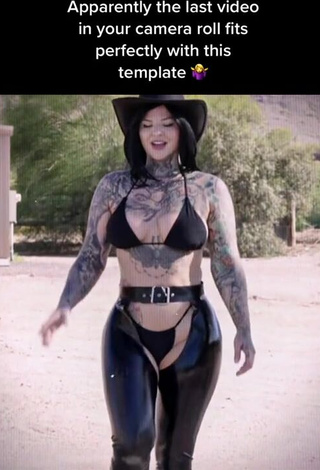 3. Cute Heidi Lavon in Black Panties (Side Boob)