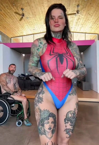 2. Sexy Heidi Lavon in Bodysuit