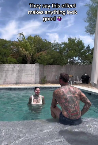 Cute Heidi Lavon Shows Nipples at the Swimming Pool