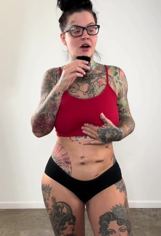 2. Sultry Heidi Lavon in Black Panties